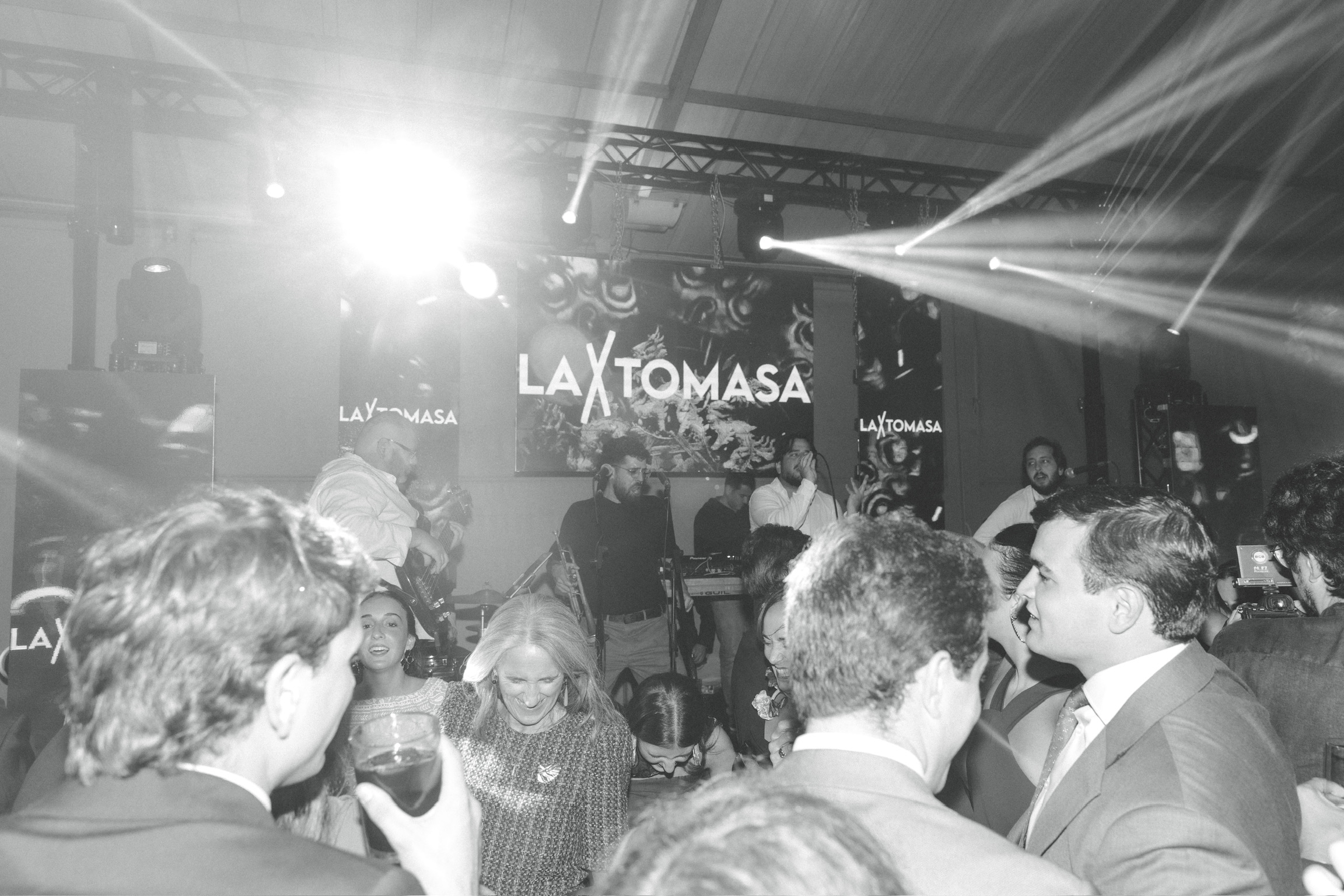 Sala llena durante un evento coordinado por Beatwave